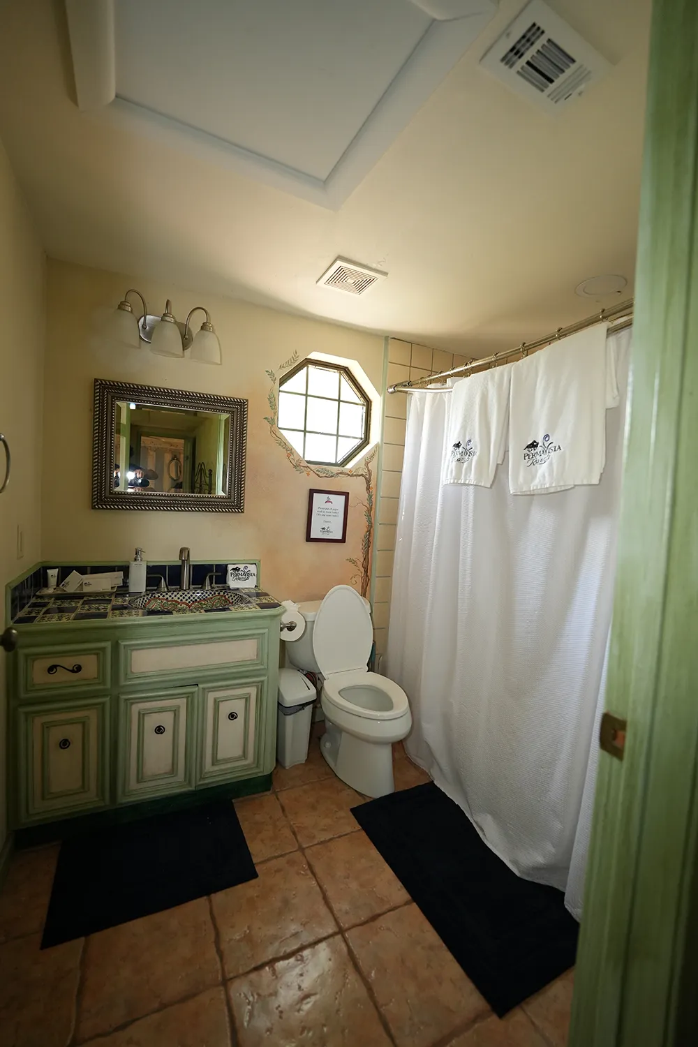 SUN-SUITE-BATHROOM-BEDROOM-B-min